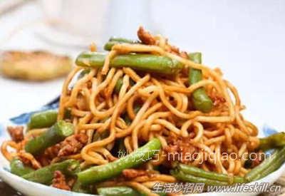 扁豆焖面的家常做法 