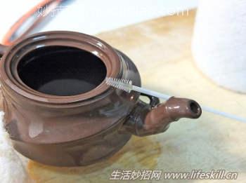 如何正确清洗紫砂壶？ 
