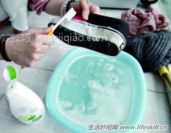 洗发水的六种小妙用 
