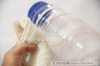 去除标签残留粘胶的8个小方法