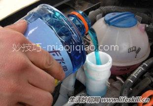 冬天汽车玻璃水被冻住了怎么办？ 