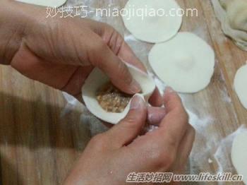 动手捏出漂亮的包子褶