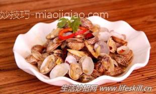 怎样清理花蛤里的泥沙？