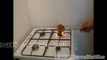 打开椰子的小方法