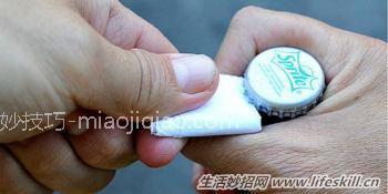 快速开啤酒瓶盖的方法小集锦