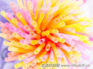 巧用吸管自制小杯刷 