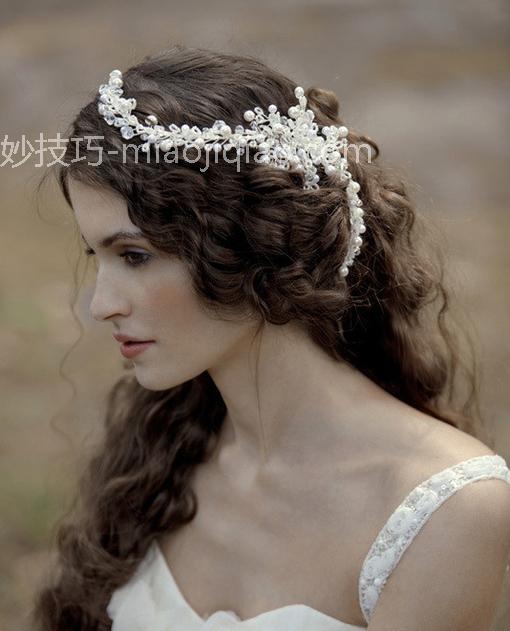 欧美新娘卷发发型图片 时尚洒脱欧美风清凉来袭