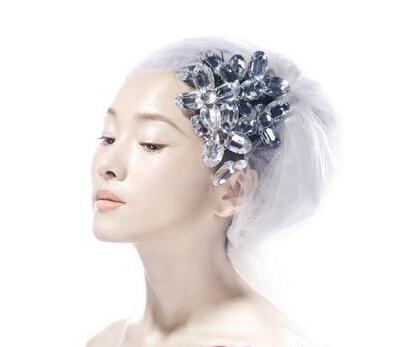 冬季新娘妆的画法 以精简突出新娘高贵典雅