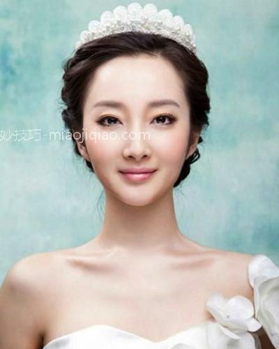 新娘什么样的发型好看 好看的新娘发型推荐