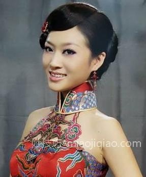 推荐几款适合旗袍的新娘发型设计 造就东方古典新娘